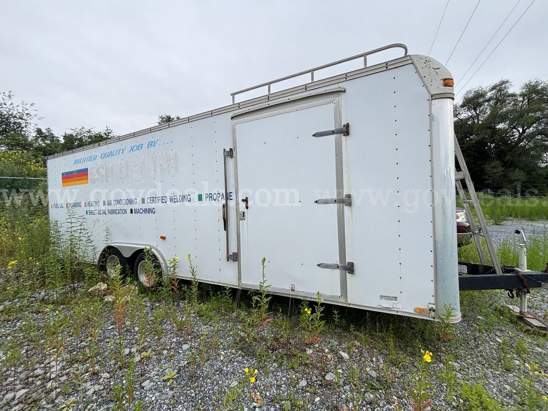 2000 Southwest Expressline 24' Enclosed Cargo Trailer