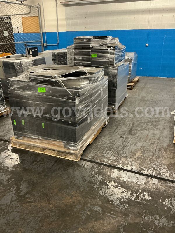 3 pallets of mixed hp pro desks approximately 180 units (NO HARD DRIVES INCLUDED)(PICKUP ONLY)