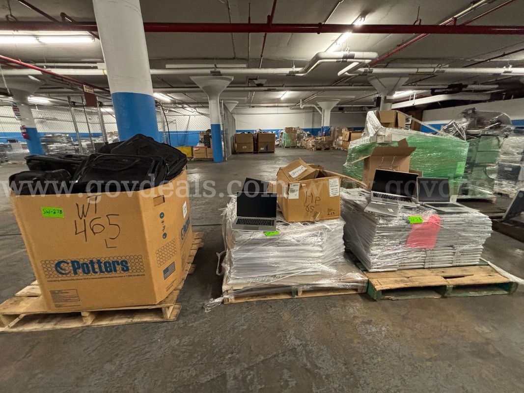 3 Pallets of HP EliteBook Laptops & Laptop Bags (Approx. 358 Laptop Units) (PICK-UP ONLY) (NO HARD DRIVES INCLUDED)
