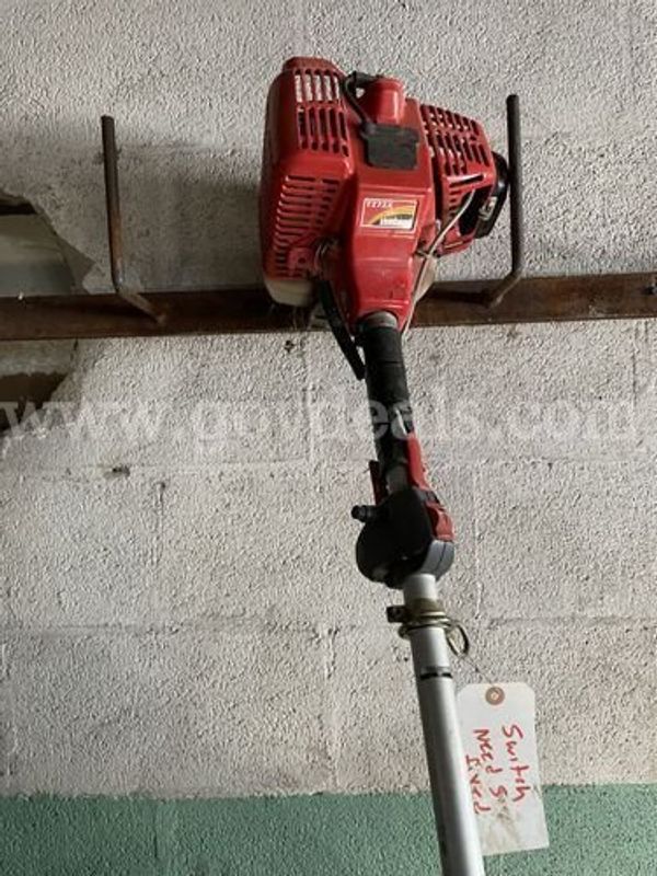 Shindaiwa T272X Power Broom
