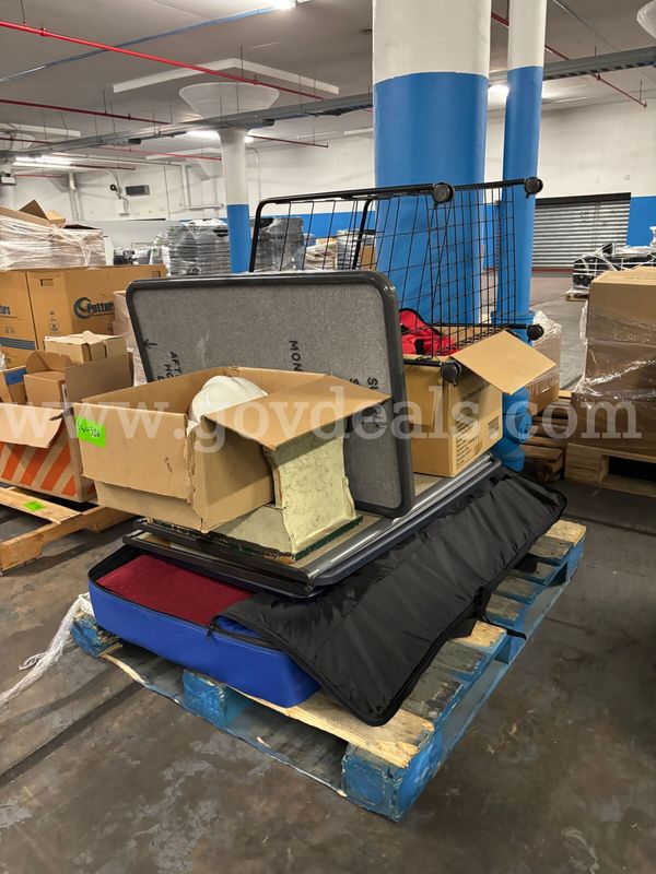Home Goods, Safety Equipment & Display Items Assortment (PICK-UP ONLY)