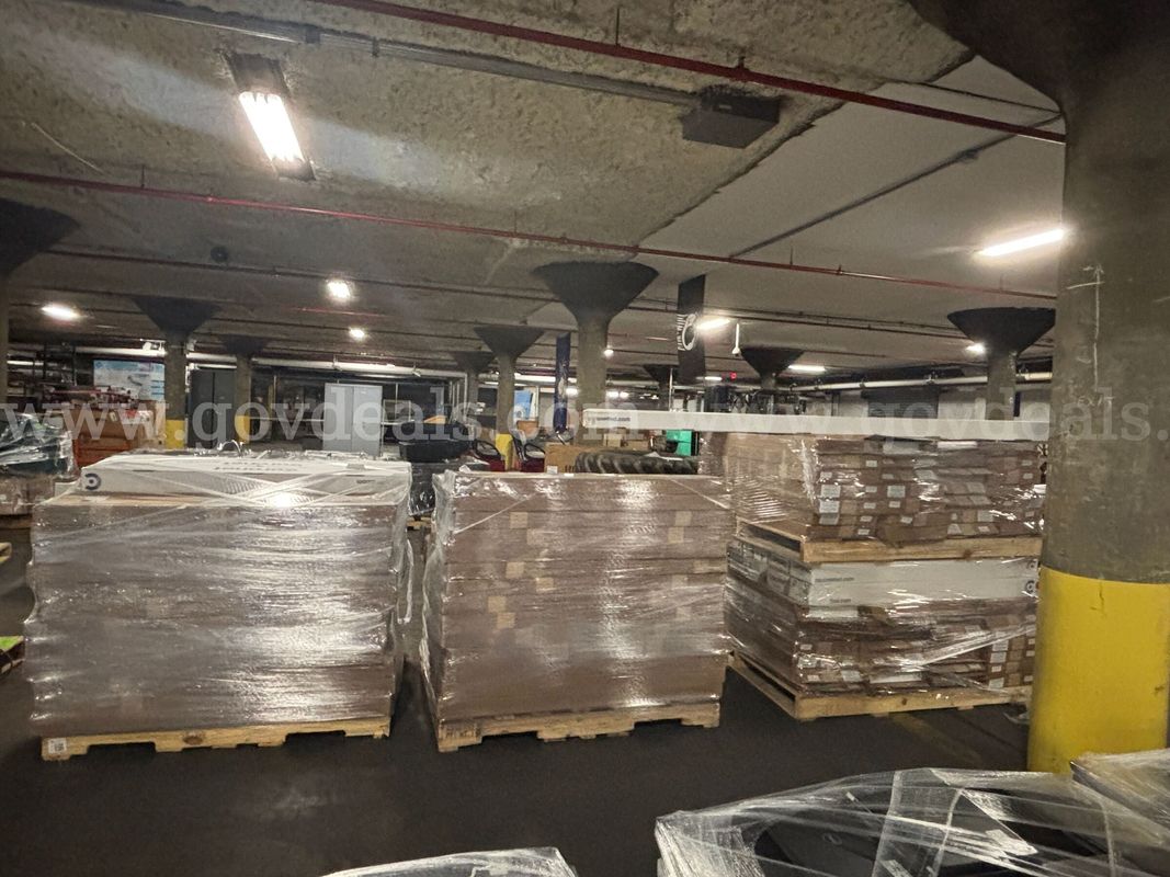 3 Pallets of Coronet & Columbia Lighting LED Light Fixtures, Approx. 148 Units (PICK-UP ONLY)