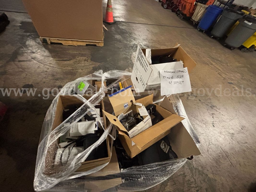 Mixed Cameras, Camcorders, Cases & Photography Equipment, Approximately 30 Units (PICK-UP ONLY)