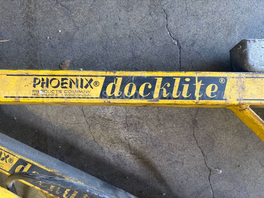 (4) Four Loading Dock Lights