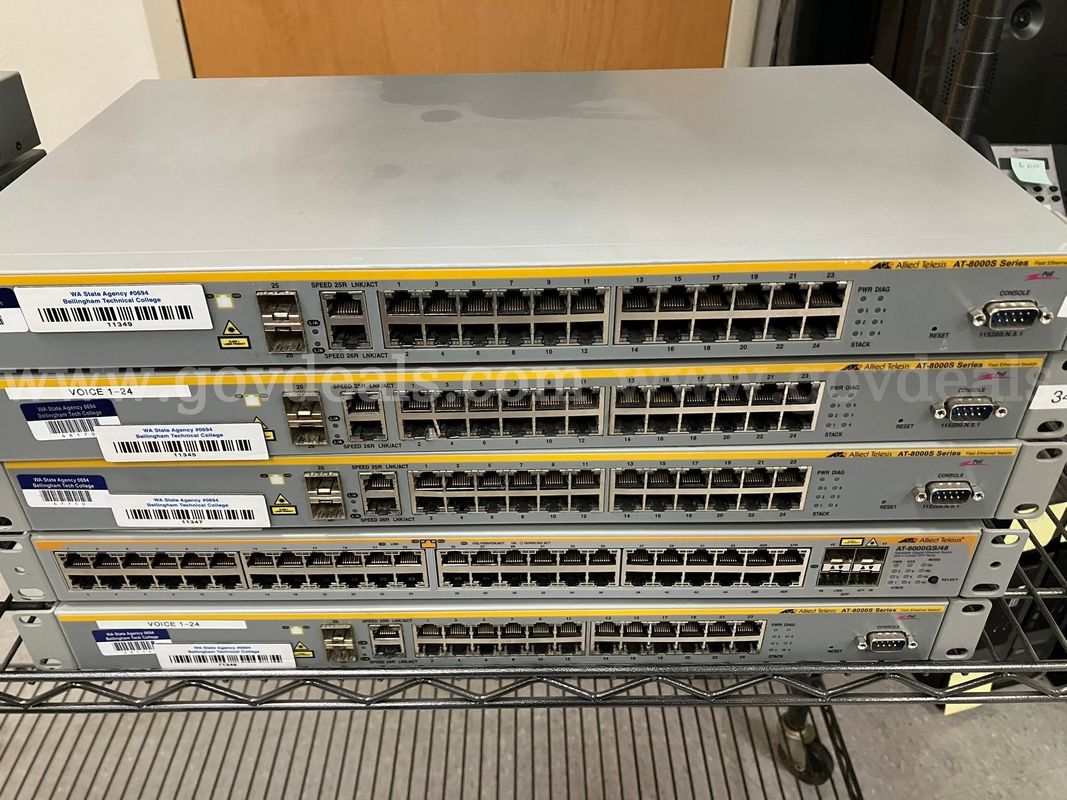 10 (Ten) Mix Allied Telesys network switches