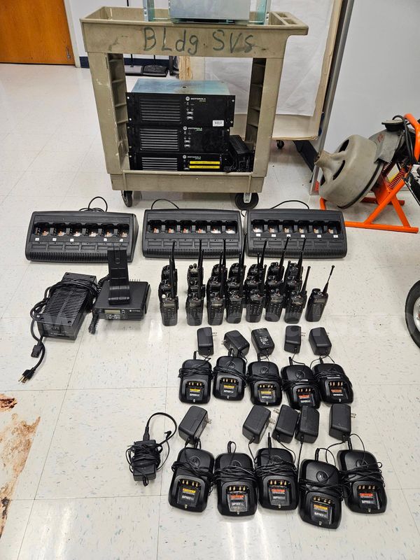 23 HANDHELD MOTOROLA XPR 6550 RADIOS WITH REPEATERS & CHARGERS