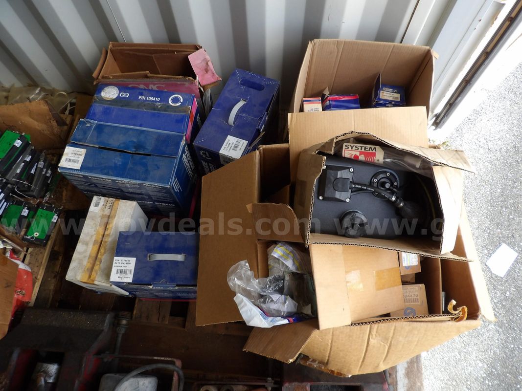 MISCELLANEOUS EVINRURE/JOHNSON ENGINE PARTS - USED OUTBOARD PARTS