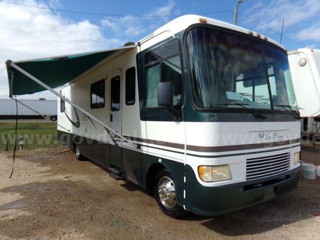 1999 Allegro Newmar Winnebago Motor Home