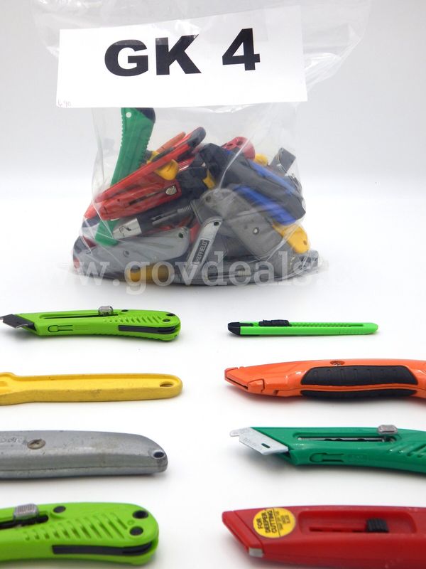 Lot GK4 (40) Box Cutters