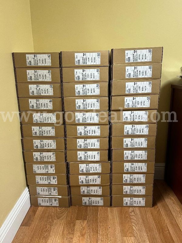 Brand New - Apple 13-inch iPad Pro (M5) Wi-Fi - 256GB - Space Black