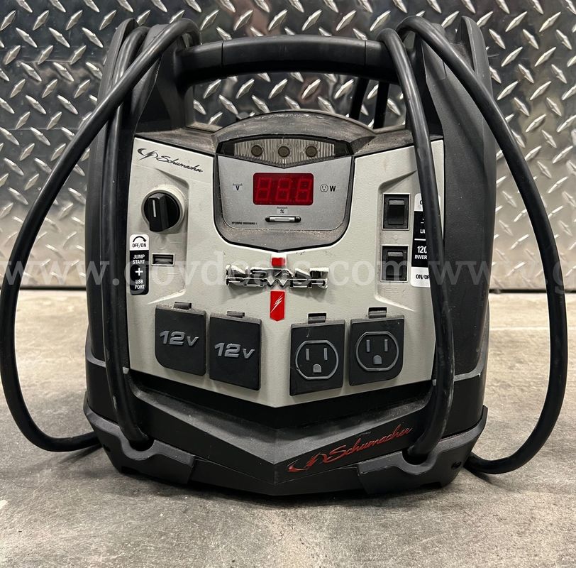 Schumacher 1200 Peak Amp Portable Power Station