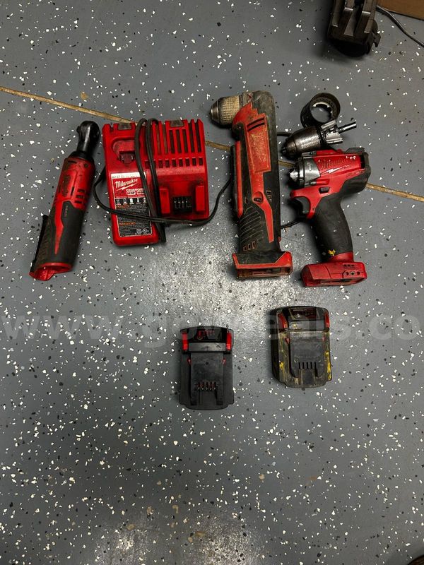 Milwaukee Power Tools