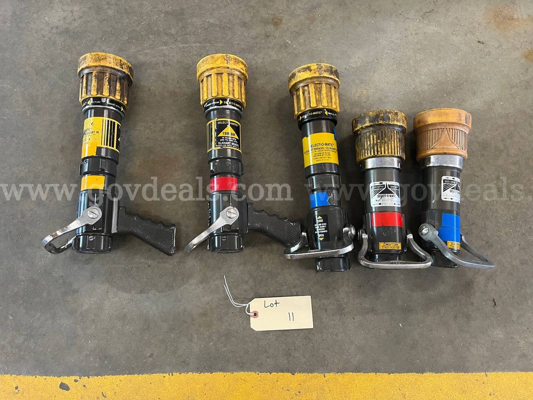 A Lot of (5) varied SM-30 nozzles