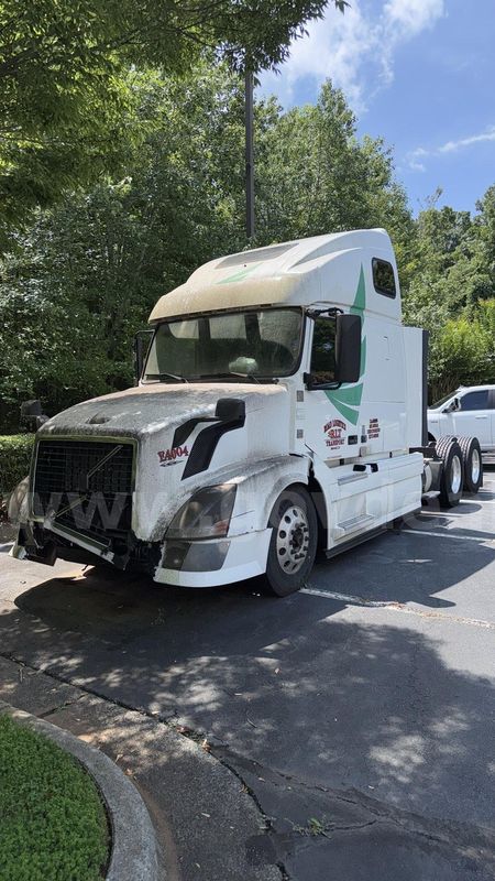 2015 Volvo VNL