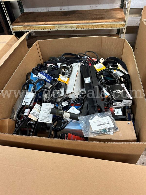 (1) One Pallet of New and Reman Truck Parts