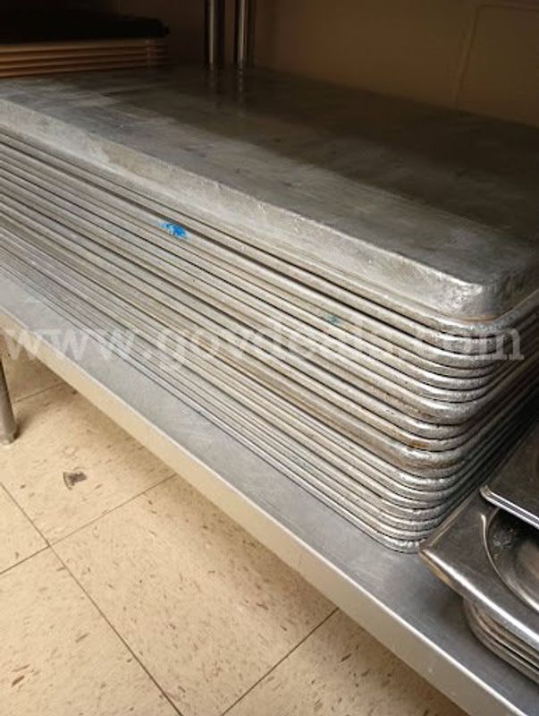 Used Sheet pans and rack