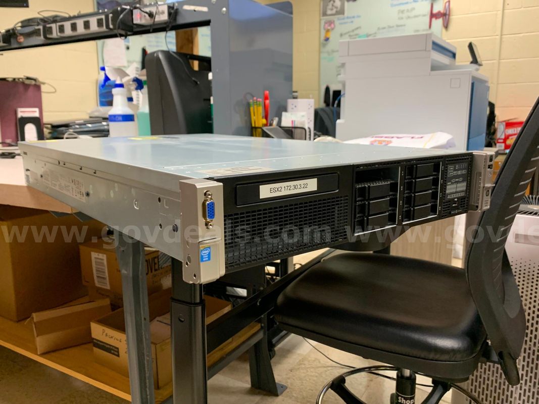 HP Proliant DL380p Gen 8 Server