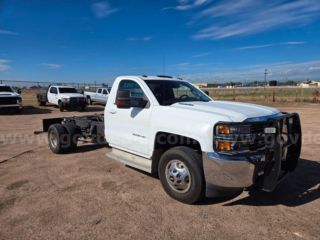 2015 Chevrolet Silverado 3500HD 6.6 duramax diesel