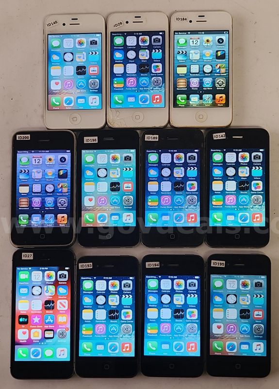 Lot of 11 Apple iPhones – 3GS / 4 / 4s / 5s – Legacy Models – RA