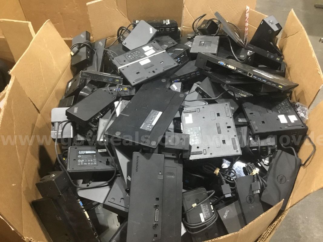 789lb Gaylord Mixed Dell Lenovo HP Docking Stations