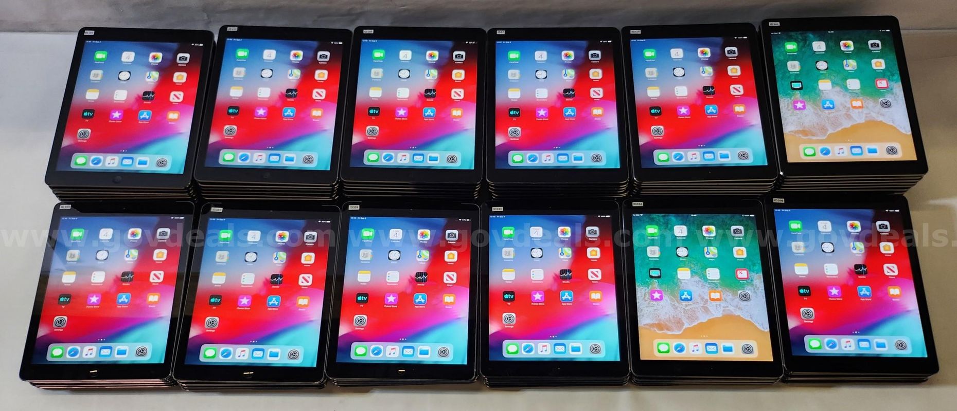 Lot of (227) Apple iPad Air 1 Tablets – 64GB / 32GB – Reset & Activated (RA)