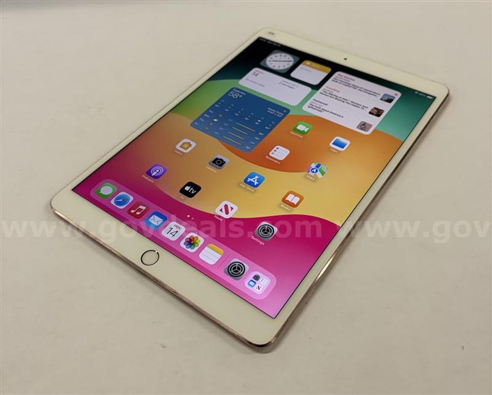Apple iPad Pro 10.5-inch 64GB Rose Gold – Reset & Activated (RA) – Grade B – 96% Battery – Screen Scratches