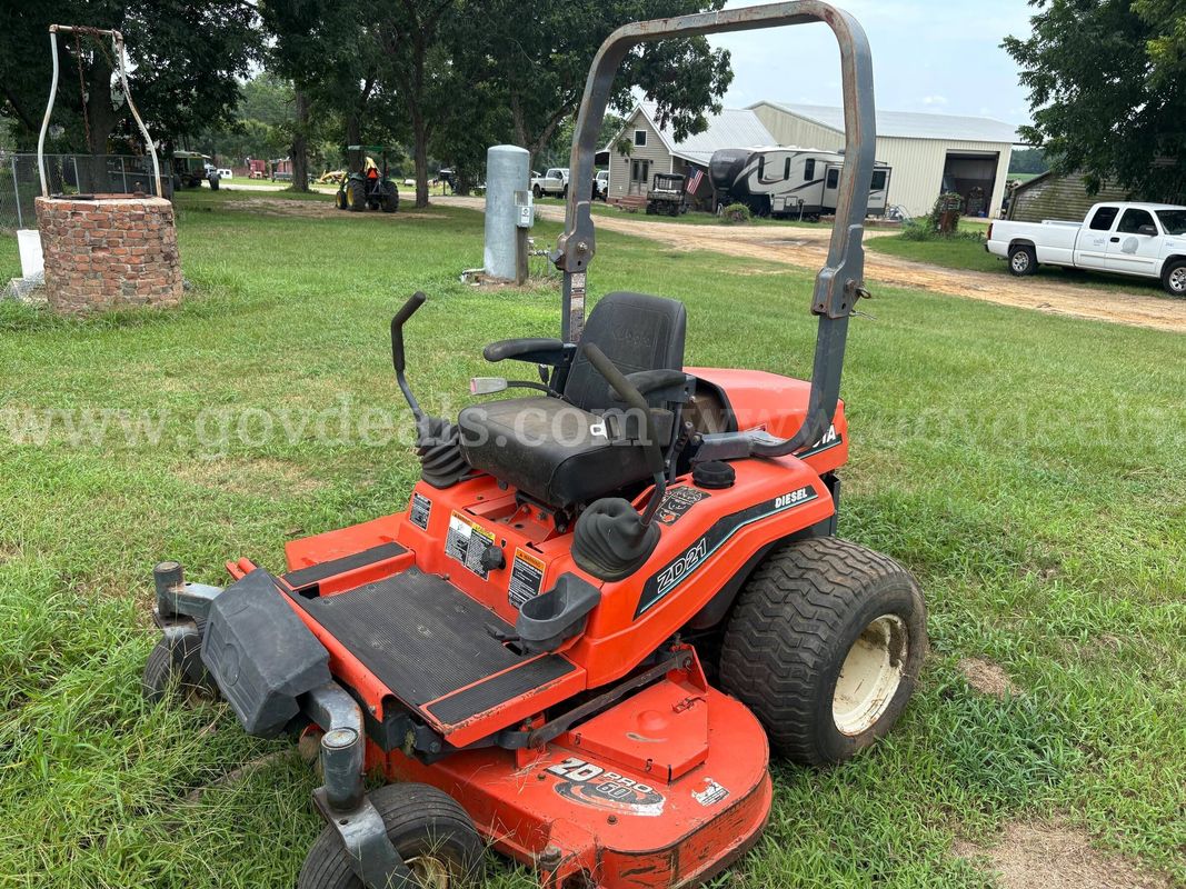 Kubota ZD21 zero turn 60in
