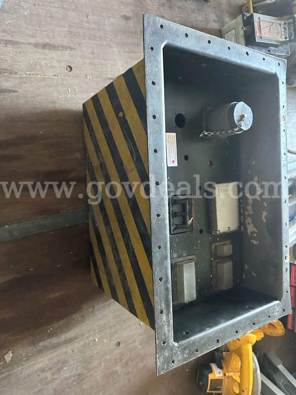 1 Mobile Power Distribution System, 1 Soldering Gun, 1 Soldering Station