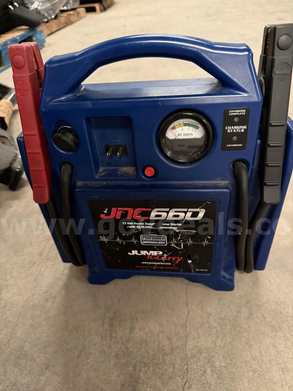 12 Volt PS Jump Starter with Auto Charge Technology