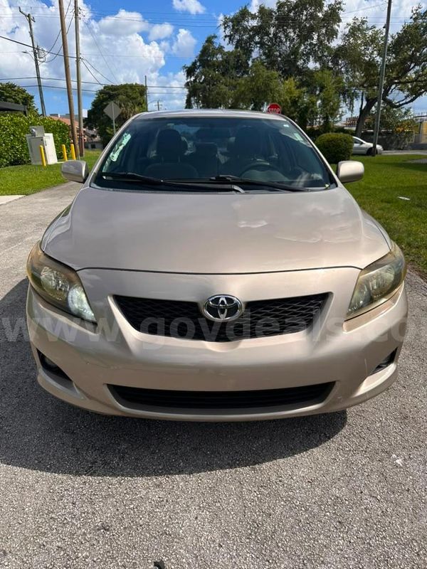 2010 Toyota Corolla LE 4-Speed AT
