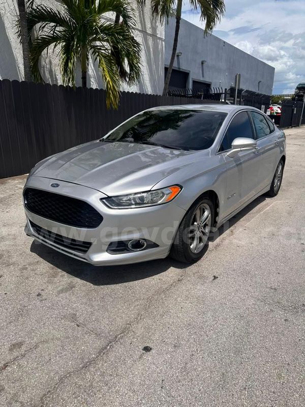 2015 Ford Fusion Hybrid