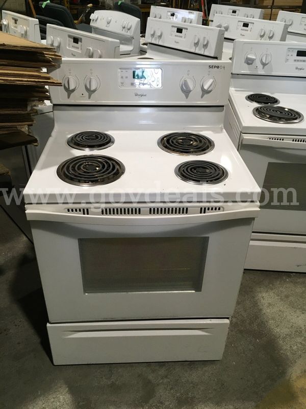 WHIRLPOOL STOVE & GE MICROWAVE