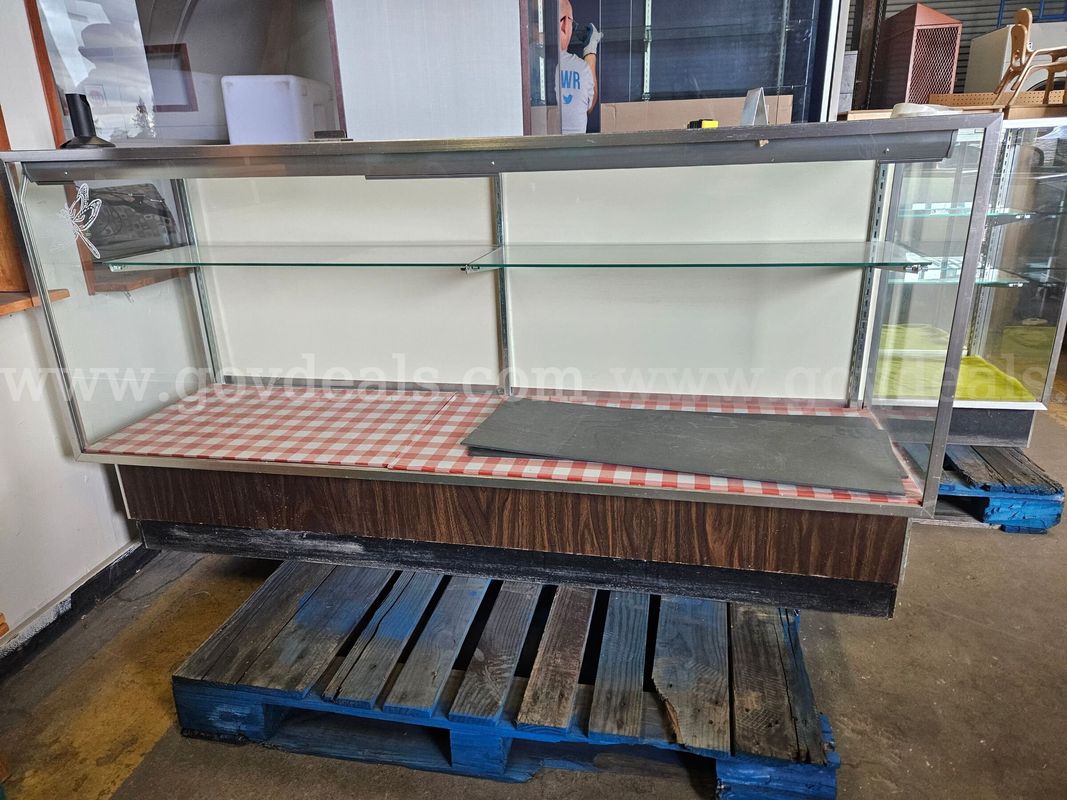 Glass Display Case Counter