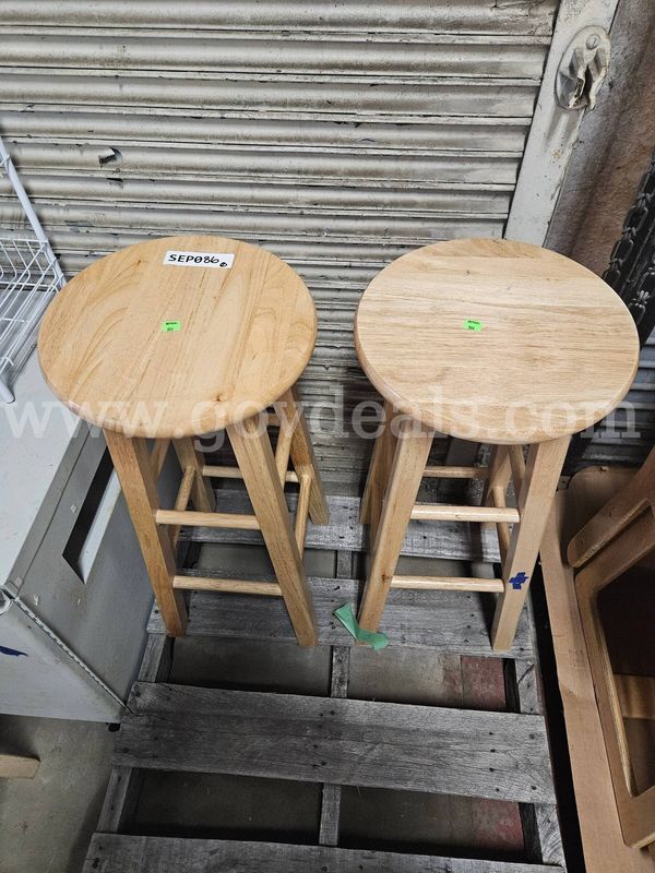 2 Wooden Stools