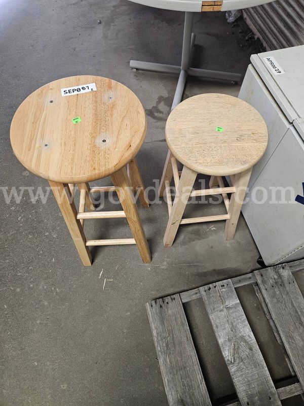 2 Wooden Stools