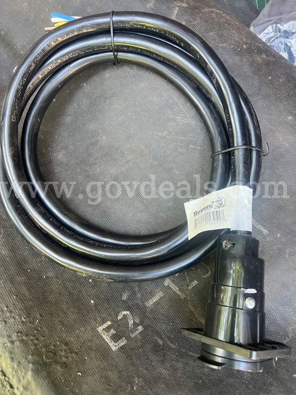 Buyers Products 7-Way Flat Pin Trailer Connector