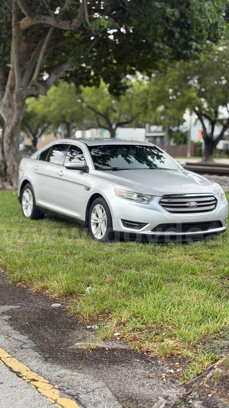 2017 Ford Taurus