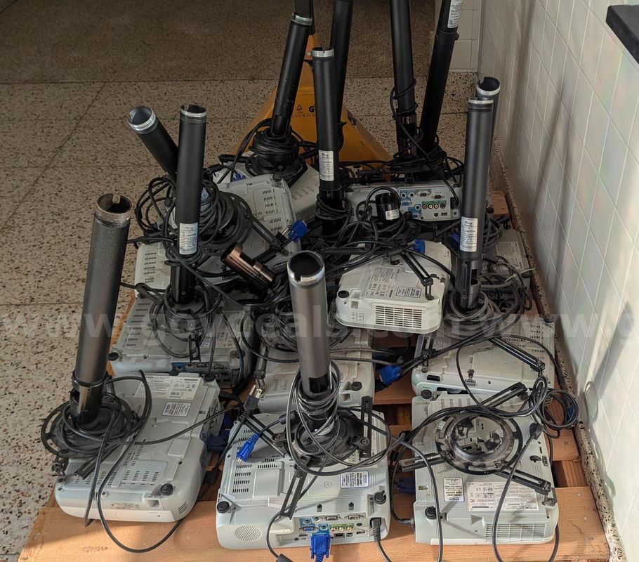 Projector Lot NGES