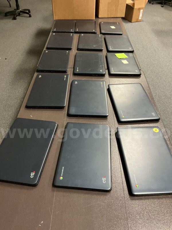 Lot of 15 CTL Nl81T Chromebooks