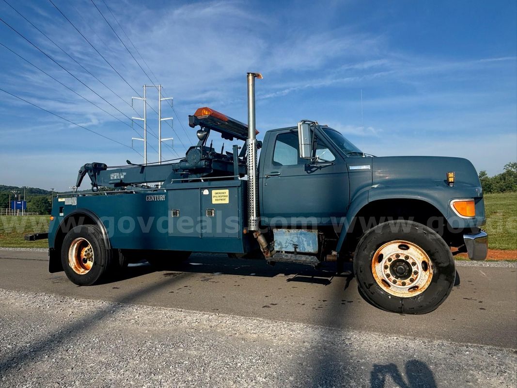 1995 Ford F800 Tow Truck