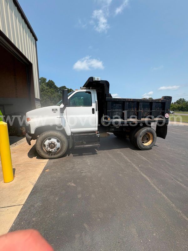 2005 Chevrolet C7C042
