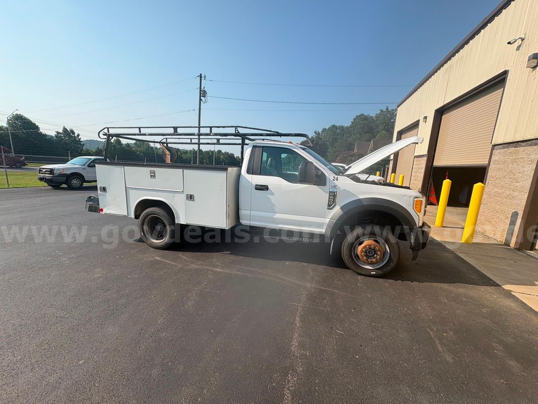2017 Ford F-450 SD