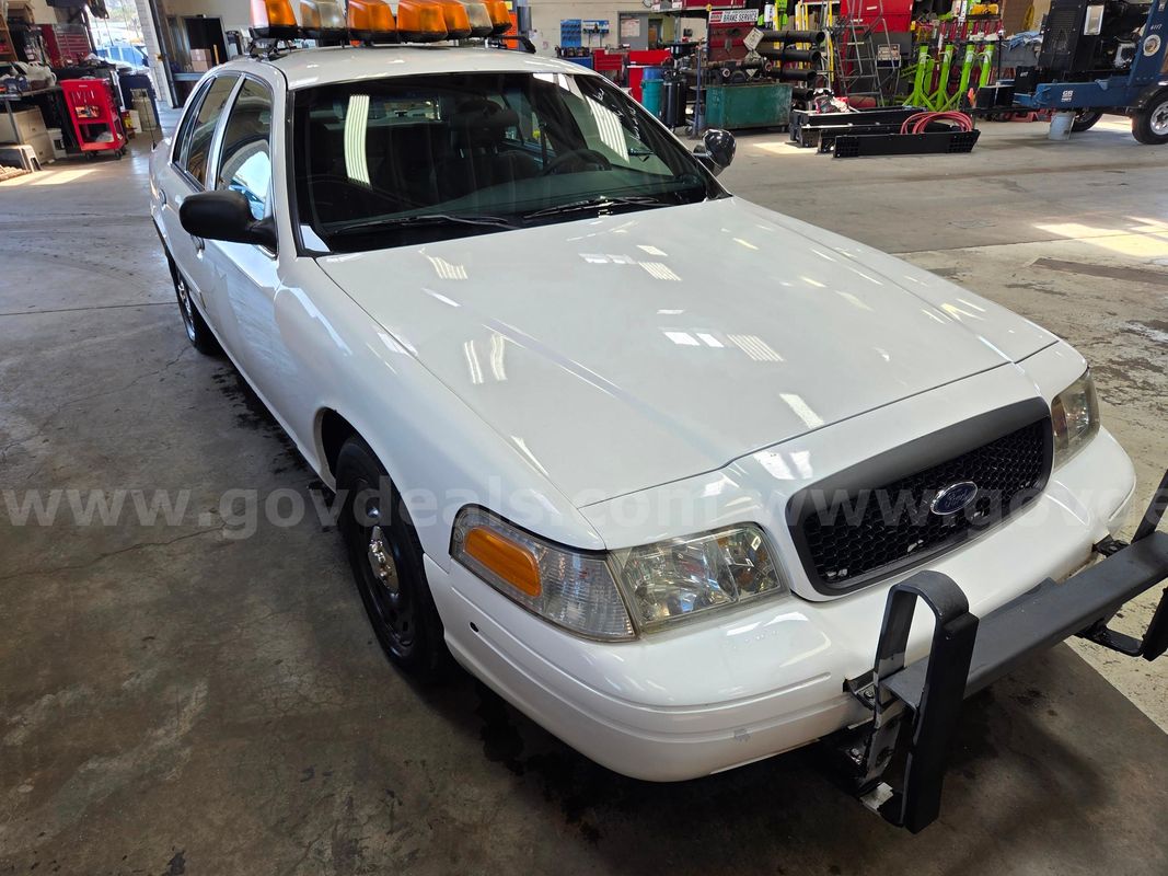 2005 Ford Crown Victoria