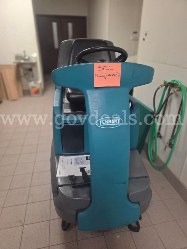 Zennant R14 Ready Spacer Riding Carpet Machine
