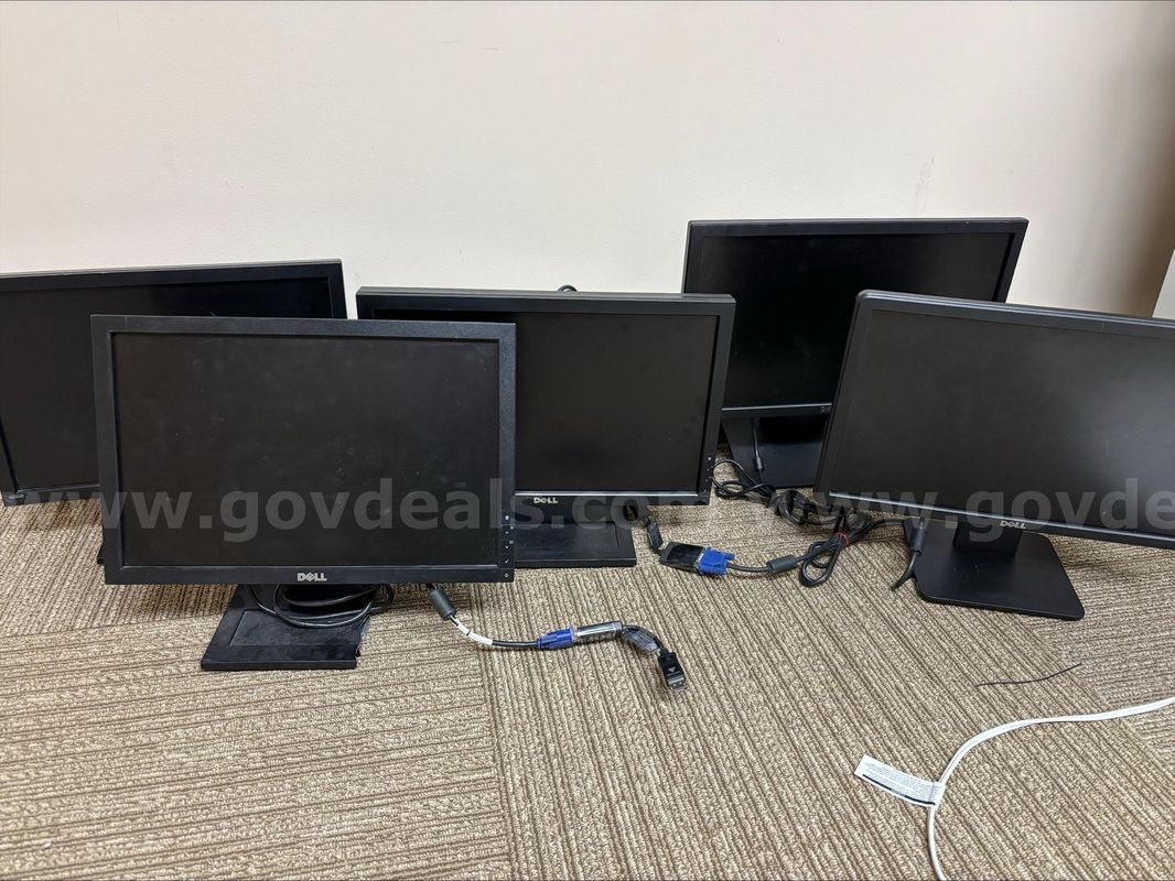 36x Dell, 3x HP 17"-20" Monitors
