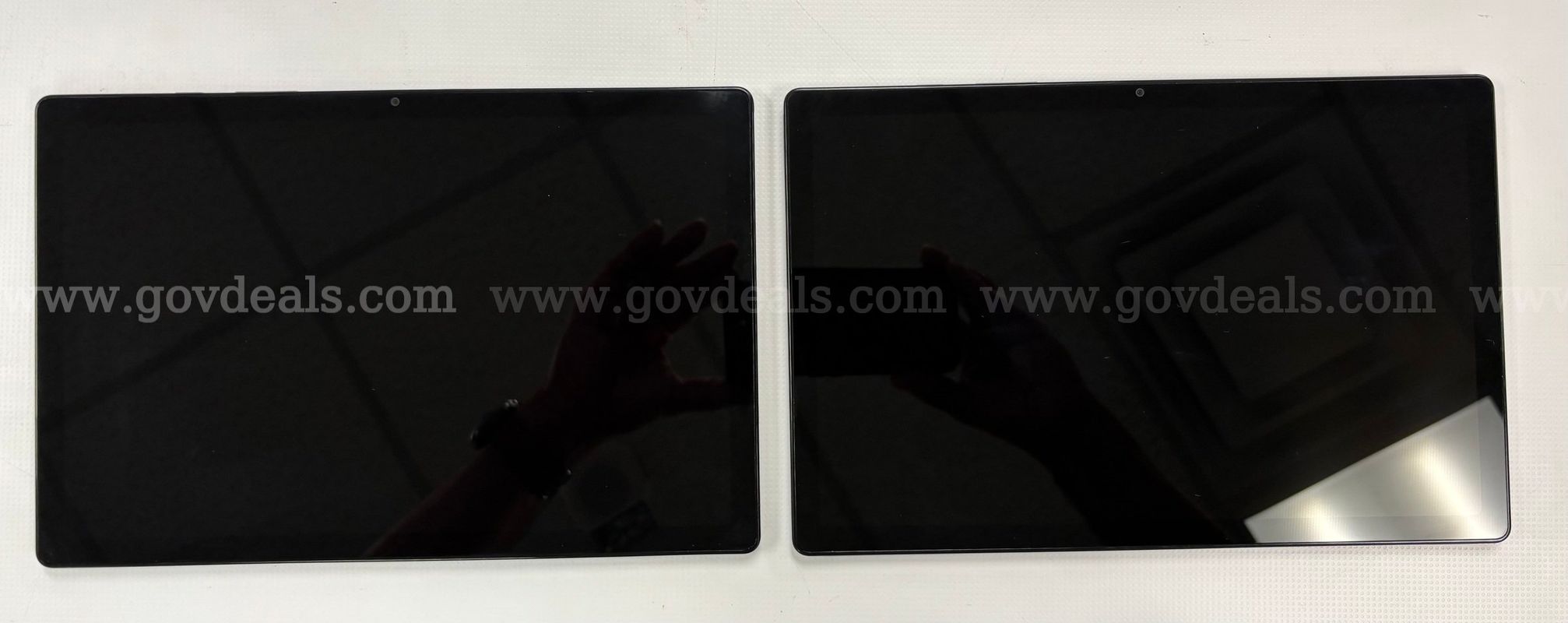 2x Samsung Galaxy A8 Tablets