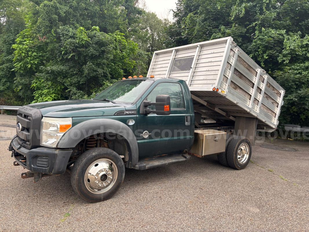2011 Ford F-550 4x4 Dump Truck 6.7 Diesel - 85,000 Miles