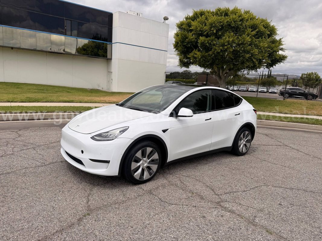 2022 Tesla Model Y Long Range