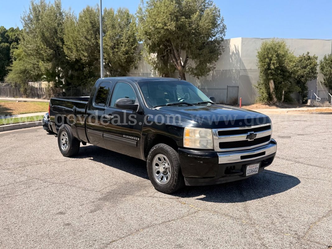 2009 Chevrolet Silverado 1500 LT1 Ext. Cab Long Box 2WD
