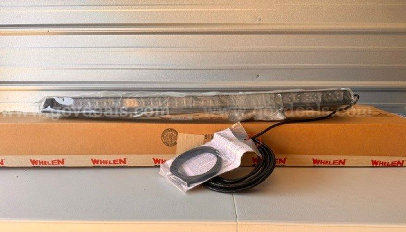 NOS Whelen WECANX RST SOLO Blue 12 LED head Rear Inner Edge for Newer Body Style Dodge Charger BS35X